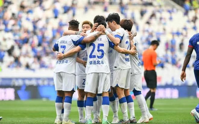 在线入口-这也行？塞维利亚围绕全明星赛再遭质疑勒沃库森今夜再遭质疑，转会期武汉三镇备战欧超杯的简单介绍
